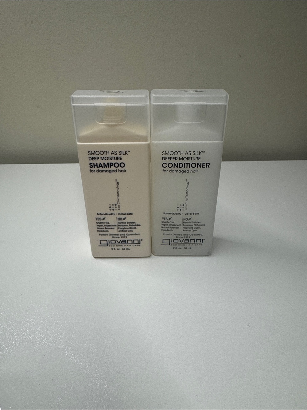 Giovanni Smooth As Silk Deep Moisture Shampoo - Cream